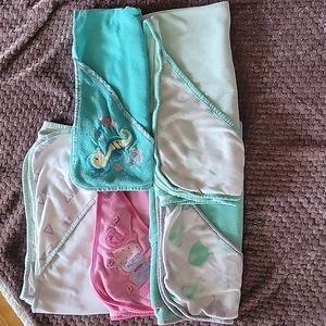 5 Baby Hooded Towels
